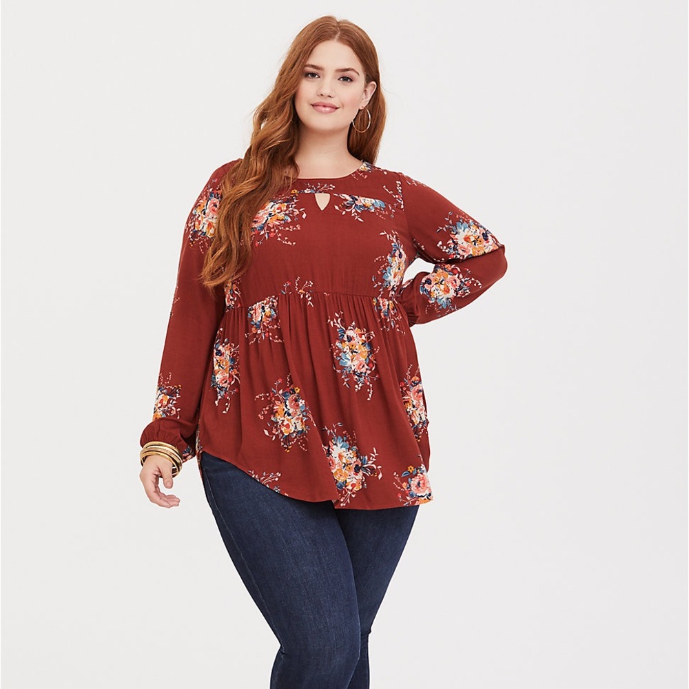 TORRID FLORAL PRINT GAUZE KEYHOLE TUNIC SIZE 2